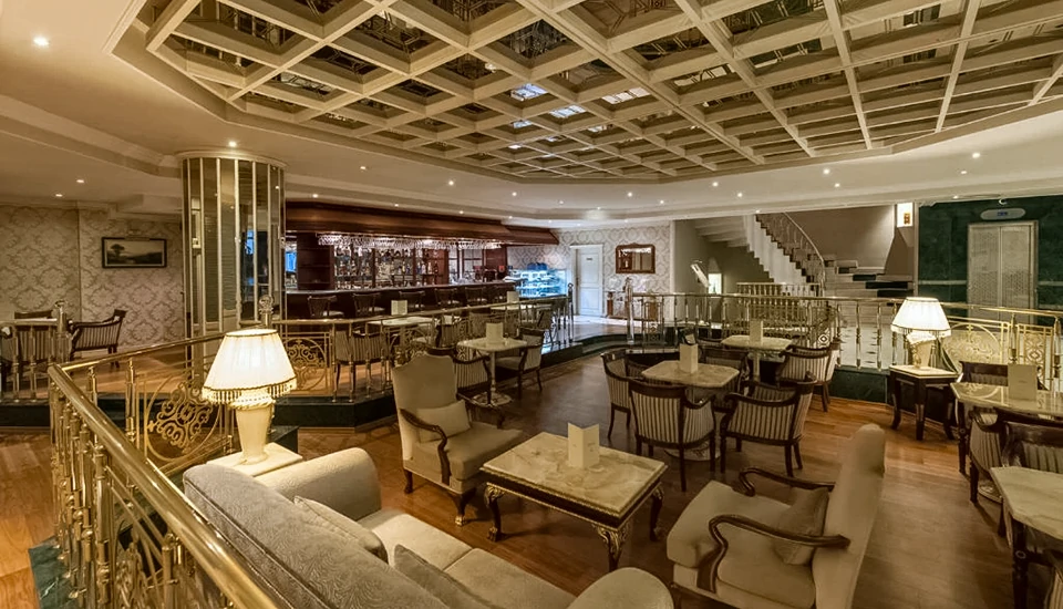 هتل الیت ورد کامفی استانبول